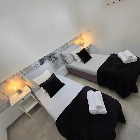 Raymihome Lugaro - Parking Privato