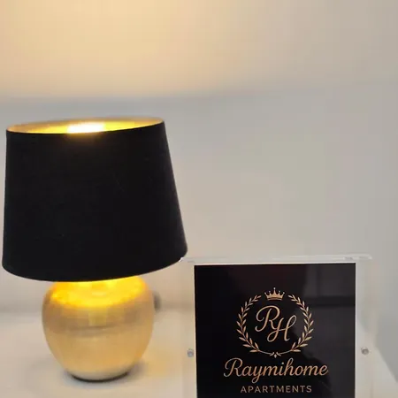 Raymihome Lugaro - Parking Privato