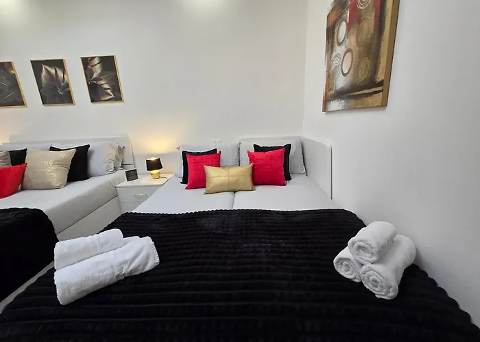 Raymihome Lugaro - Parking Privato Turín