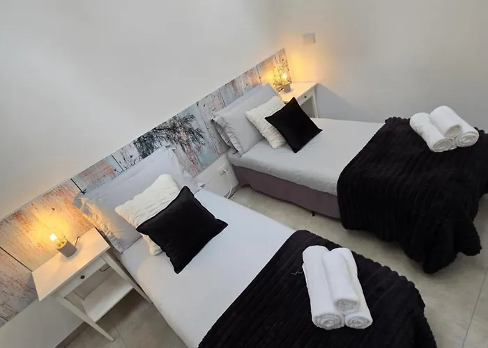 Raymihome Lugaro - Parking Privato