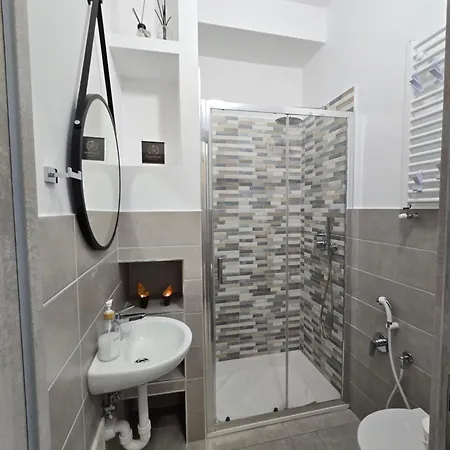 דירה Raymihome Lugaro - Parking Privato טורינו