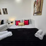 Raymihome Lugaro - Parking Privato تورينو