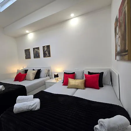 Raymihome Lugaro - Parking Privato Apartamento