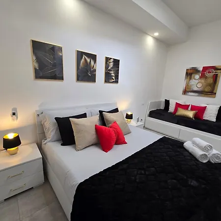 Daire Raymihome Lugaro - Parking Privato