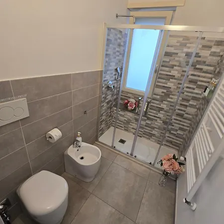 Raymihome Lugaro - Parking Privato Daire *